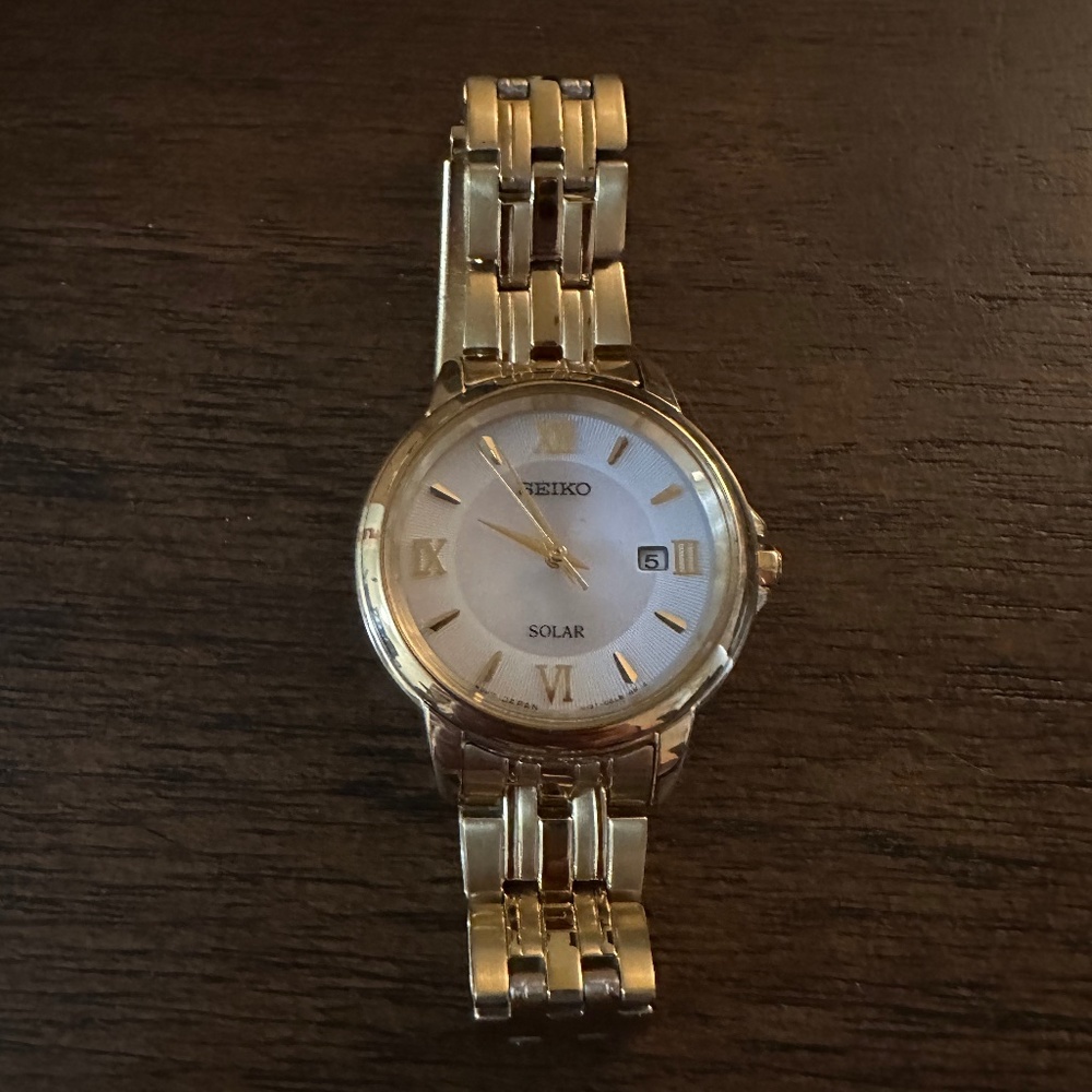 Seiko Essentials SUT350 Eco-Drive Women’s Watch